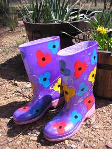 garden activities for kids gumboots